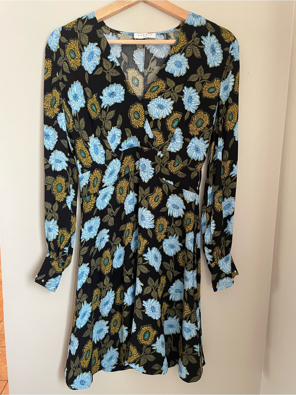 Sandro Fraternite Embellished Floral Mini Dress Size 36 Small Parisian Boho - Picture 2 of 15